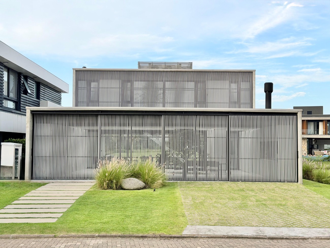 Casa em Condomínio 4 dormitórios para venda, Centro em Xangri-lá | Ref.: 17000